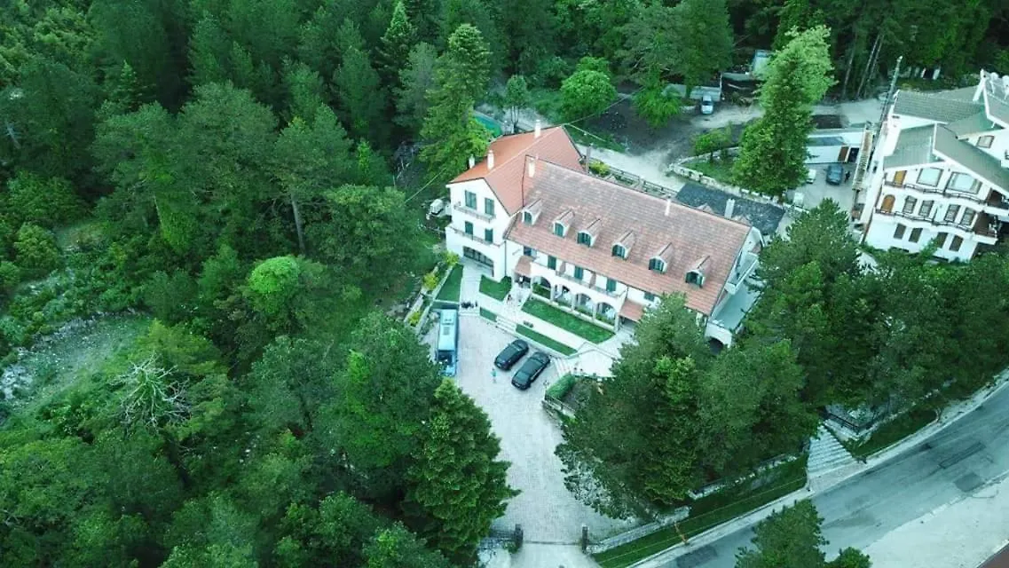 Hotel Alpin Llogara Dukat 4*,  Albania