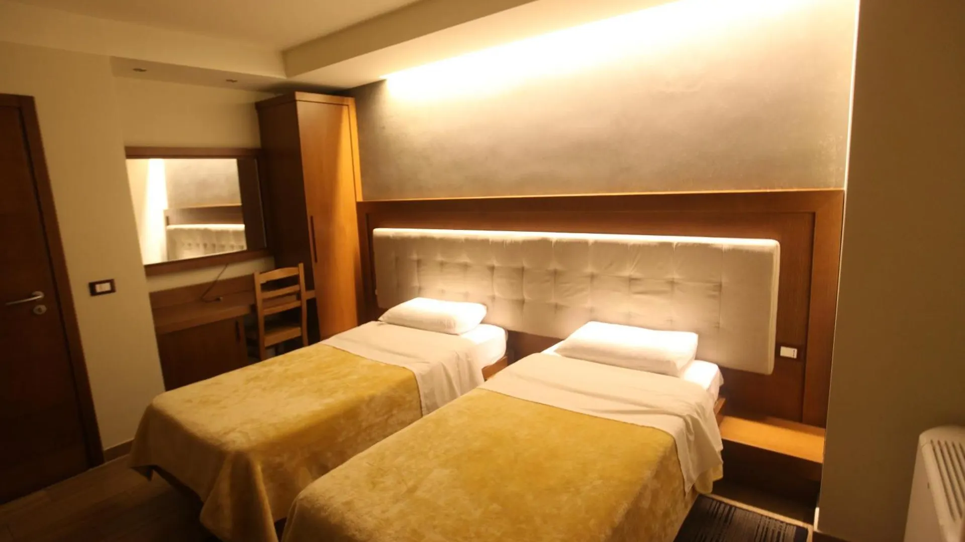 Hotel Alpin Llogara Dukat Албания